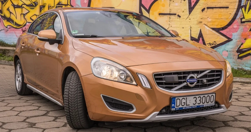 Volvo S60 cena 38500 przebieg: 348000, rok produkcji 2010 z Września małe 172